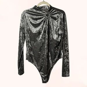 Fashion Nova Crushed Velvet Keyhole Bodysuit | Size 2X | NWOT ✨